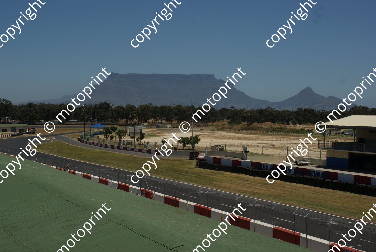 0 Table Mountain three hours plus to go (2)