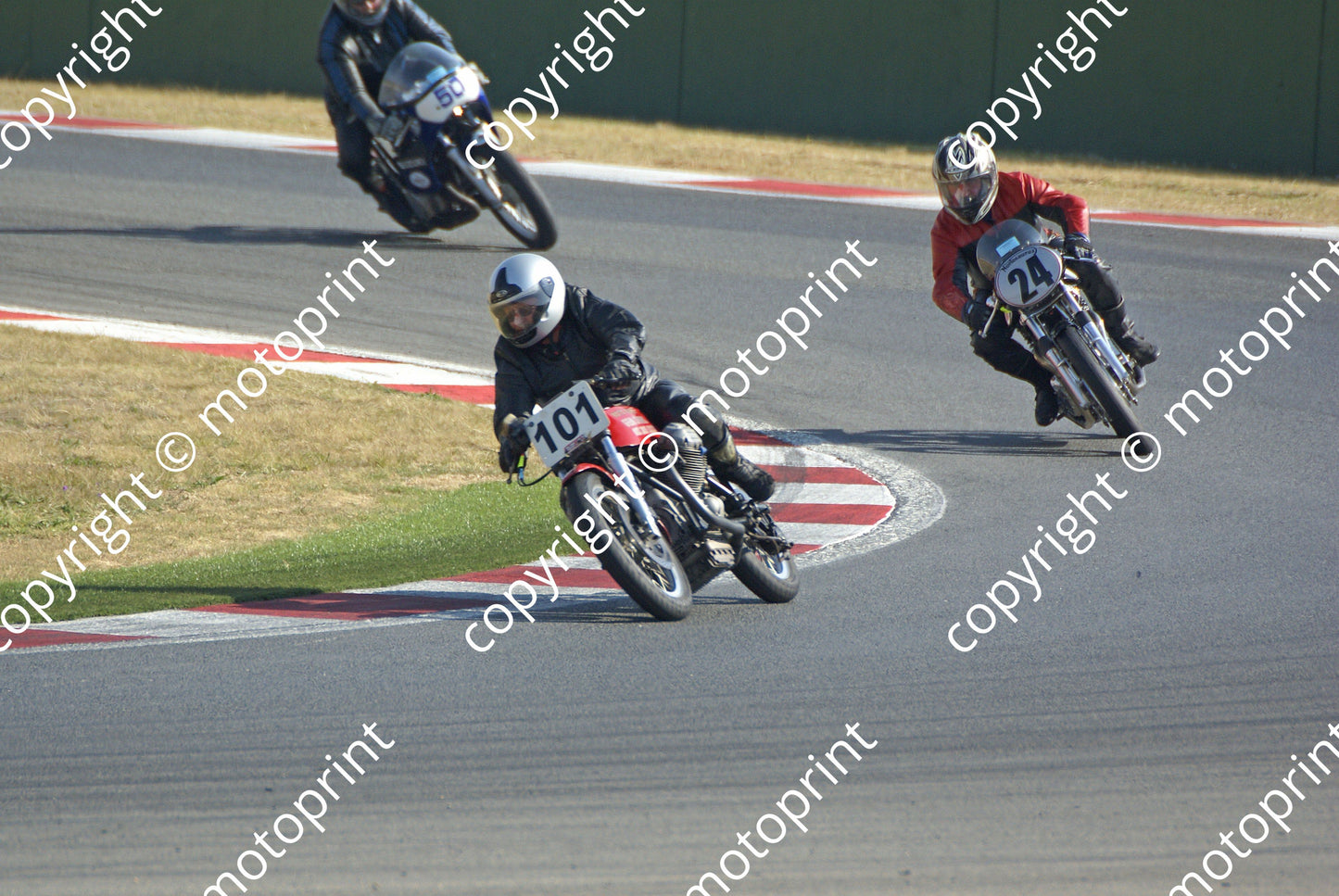 101 Beeton 24 Wakeling demo 29 Aug DSC01499