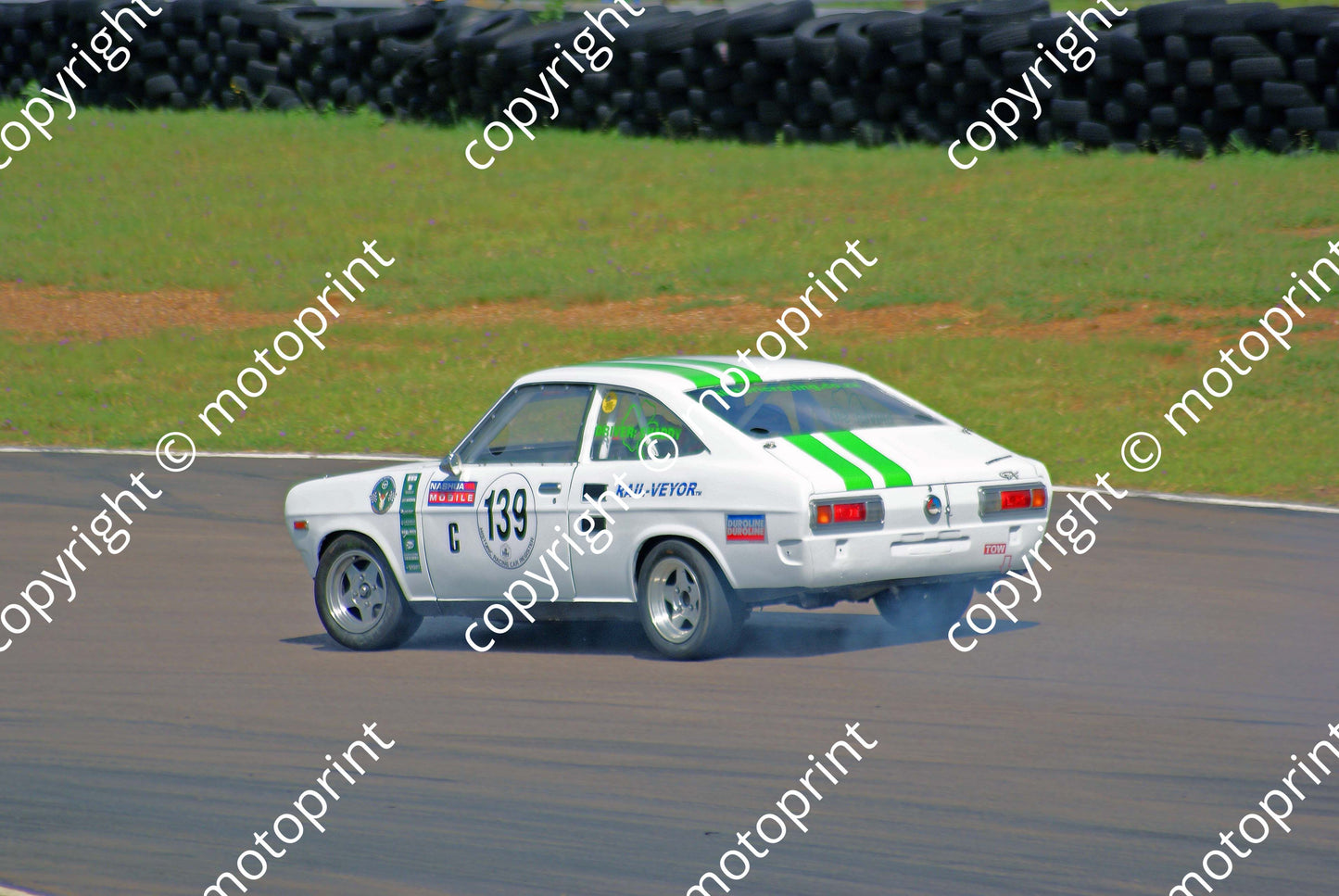 139 Shaddy check Veyor Datsun practice 23 Jan DSC00134