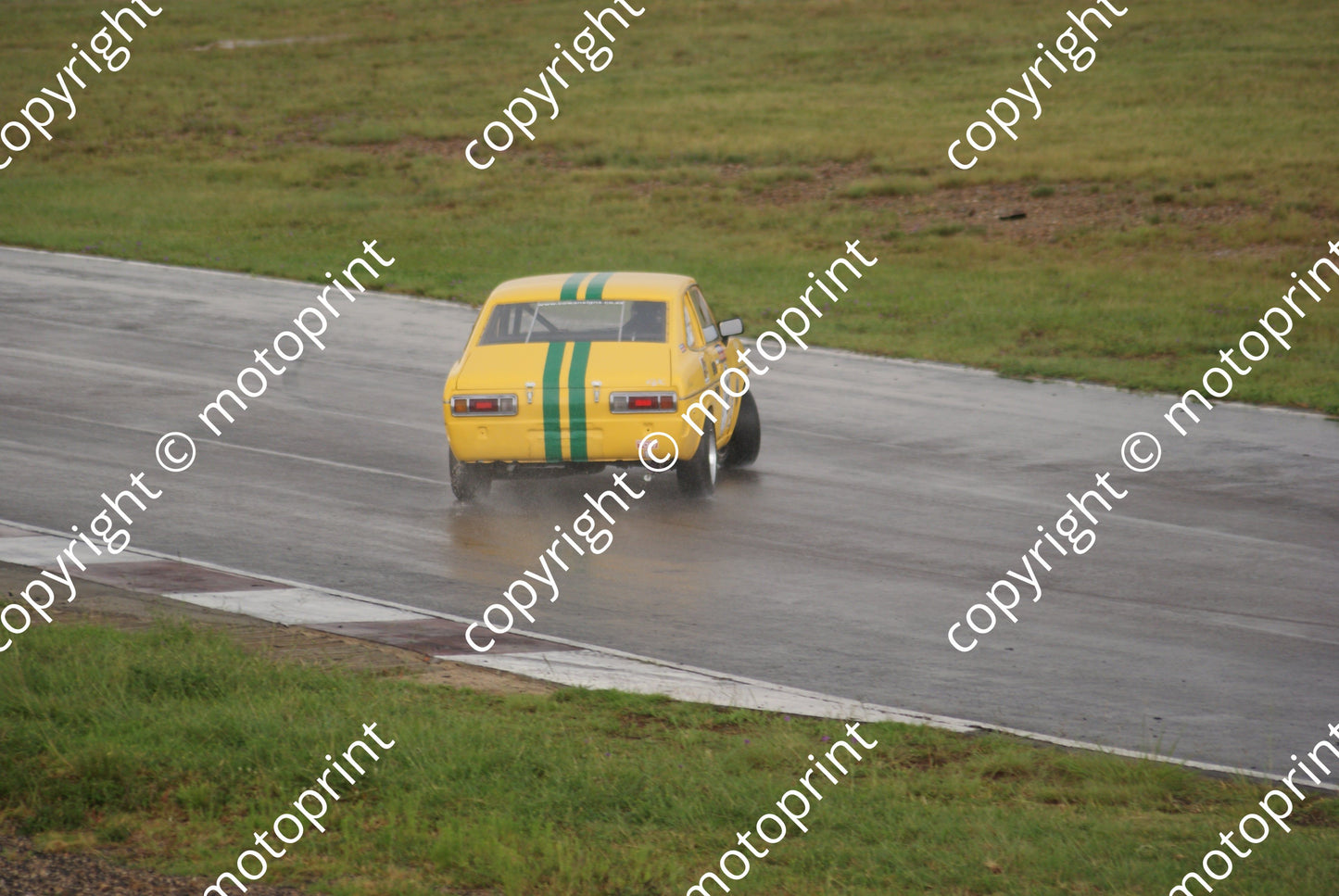 158 A Vos Datsun 1200 GX practice 23 Jan DSC00107