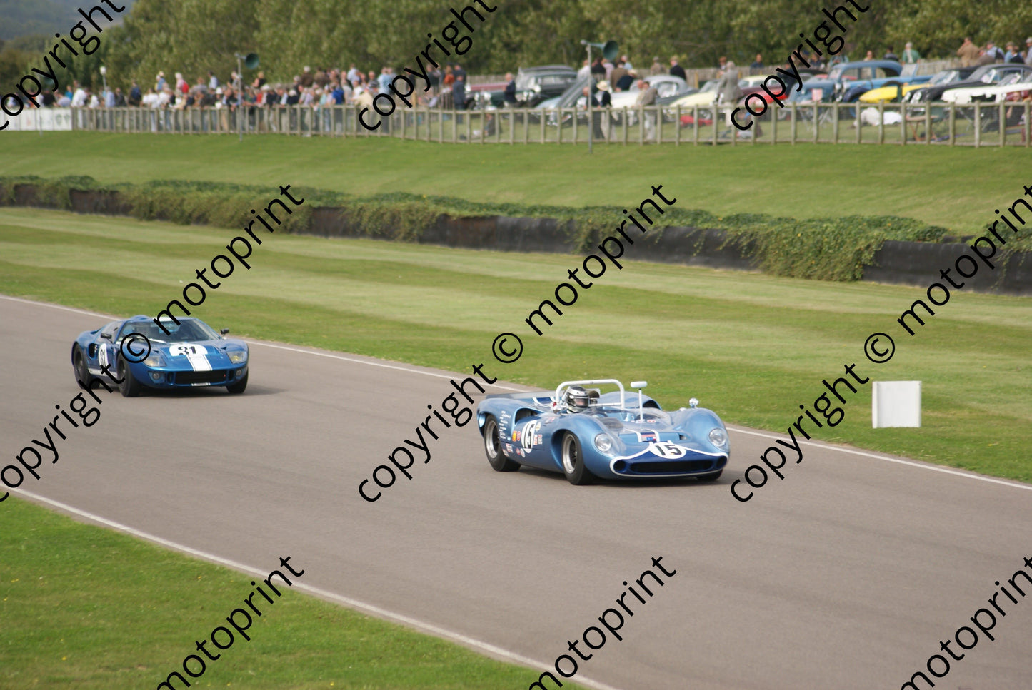 15 Roald Goethe Lola Ford T70 31 John Hugenholz GT40 practice (31)