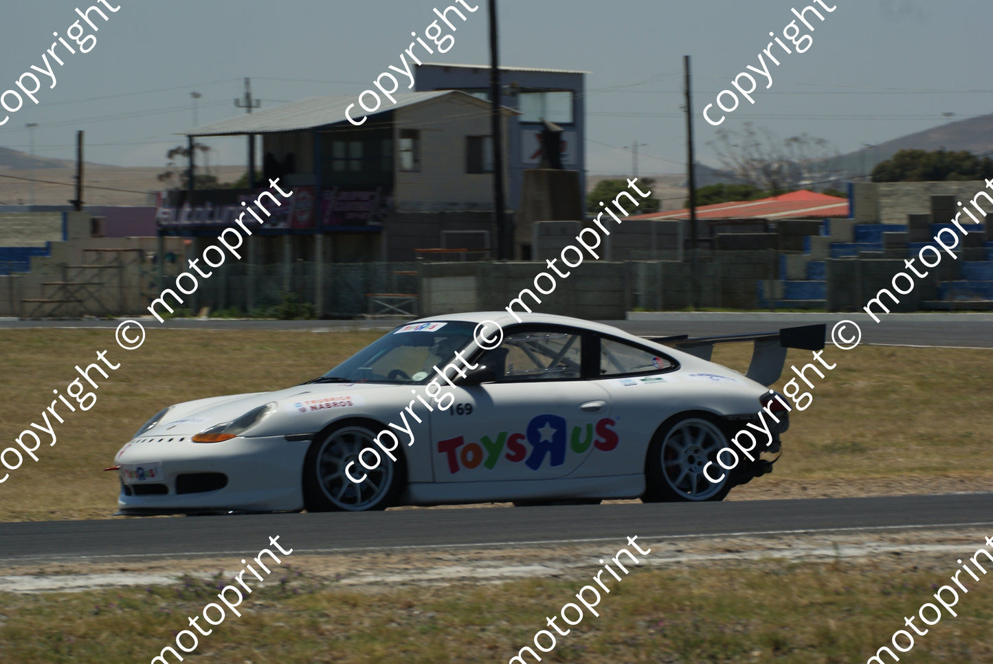 169 Mo Mia, Jayendren and Rajendren Naidoo Porsche (5)