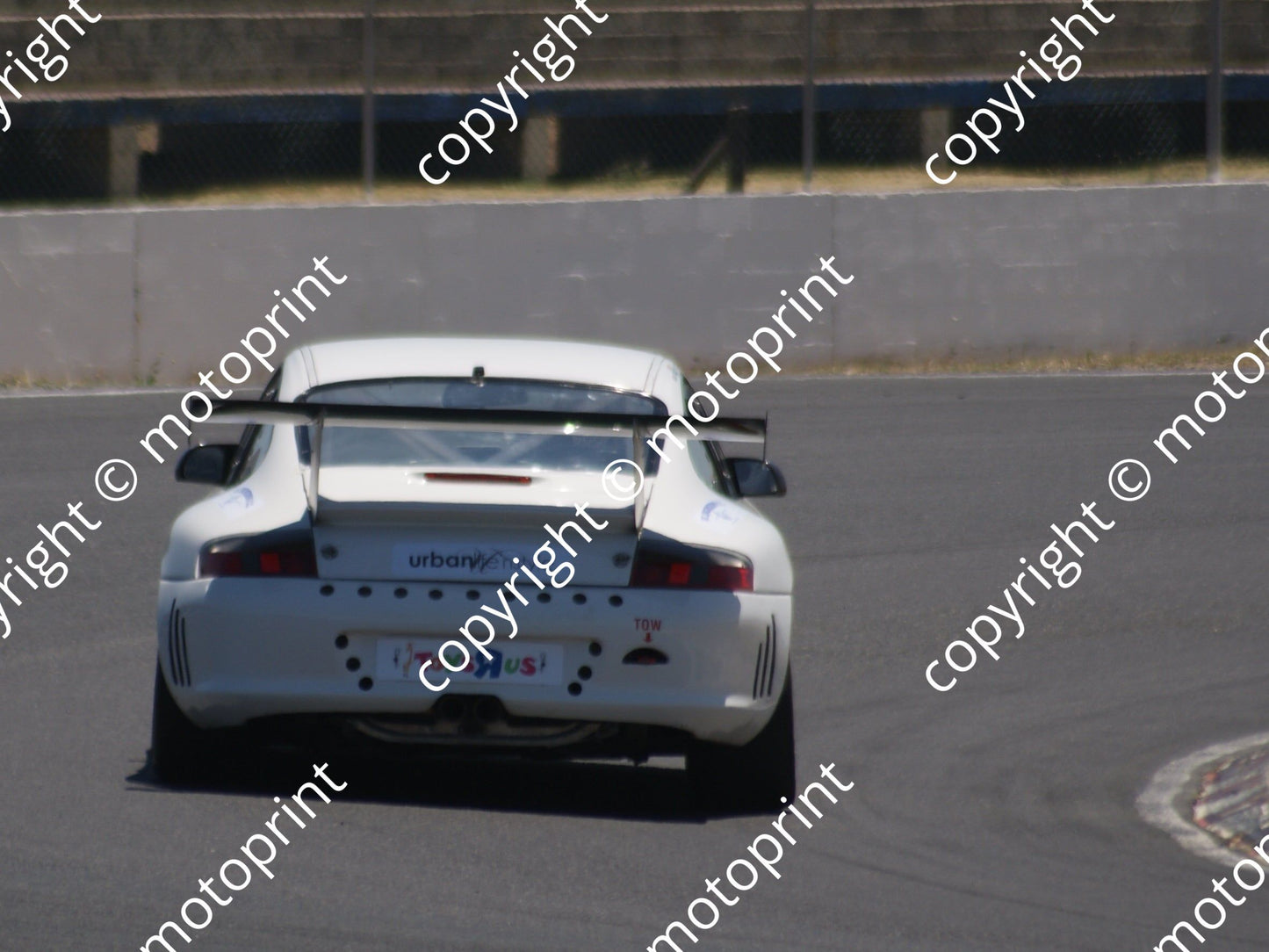 169 Mo Mia, Jayendren and Rajendren Naidoo Porsche practice (3)