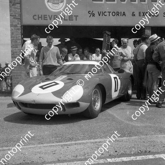 1964 1 David Piper Tony Maggs Ferrari 275LM_ Charlton Maggs left behind car, Piper to right (courtesy Ken Stewart) (2)
