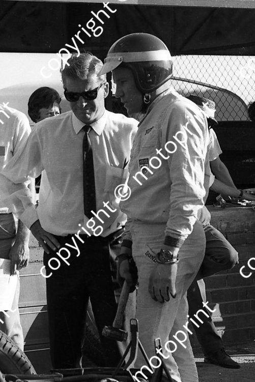 1965 5 Paul Hawkins and Mike Reid SCC treasurer, Ferrari 250LM (courtesy Ken Stewart) (5)