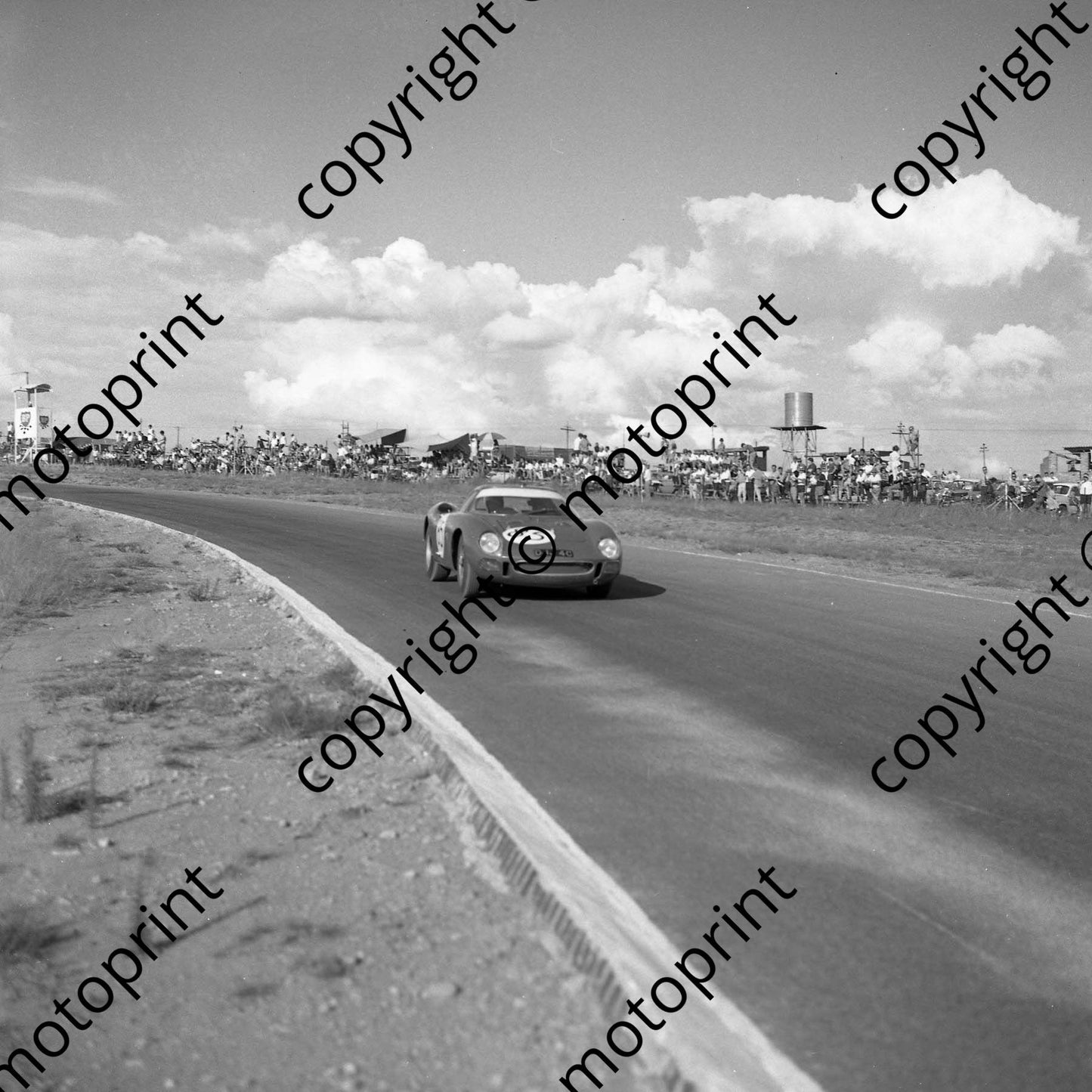 1965 Rand GP sports cars 85 Jackie Epstein Ferrari 250LM (courtesy Ken Stewart) 726