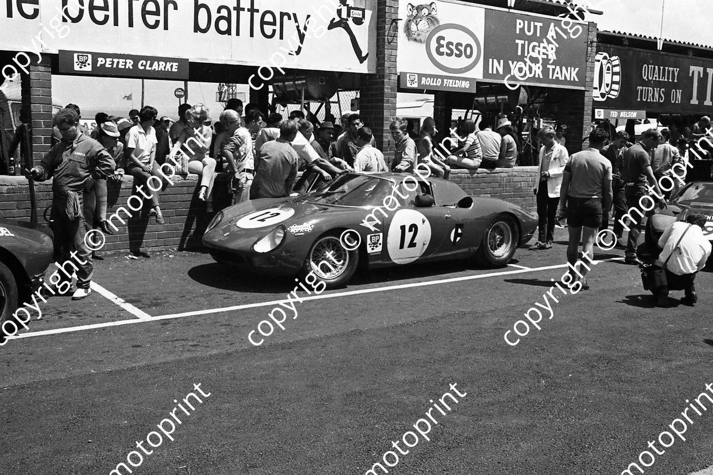 1967 12 Ferrari 250LM Peter Clarke George van Straaten (courtesy Ken Stewart) 268