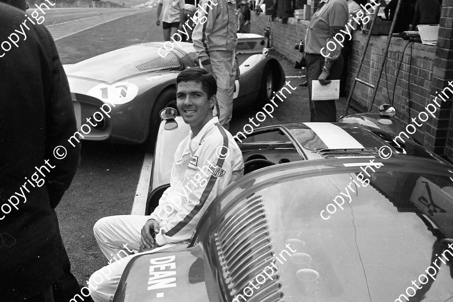 1967 16 Basil van Rooyen Porsche 906 (courtesy Ken Stewart) 258