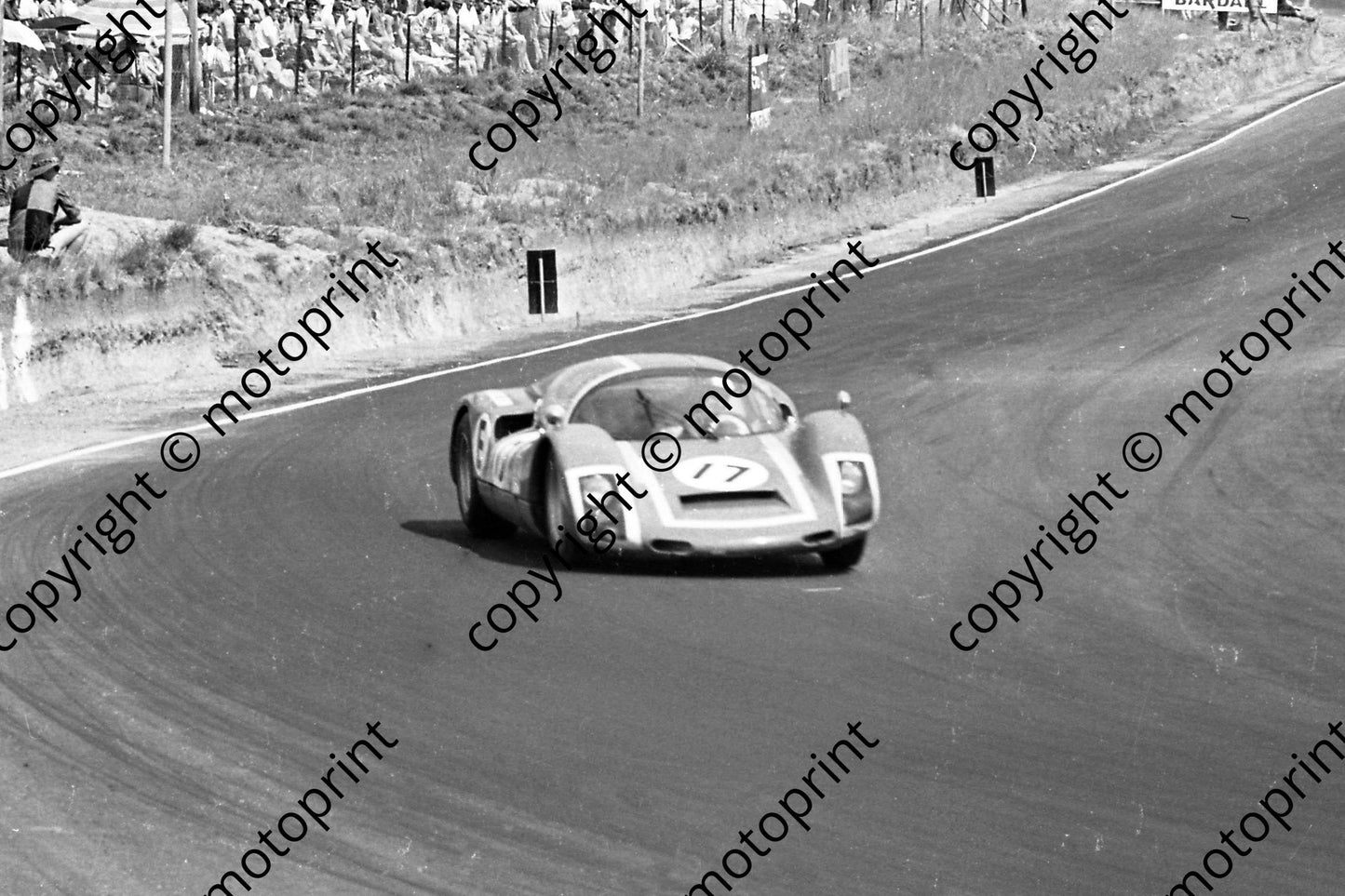 1967 17 Porsche 906 Ben Pon Sten Axelsson A4 (courtesy Ken Stewart) 235