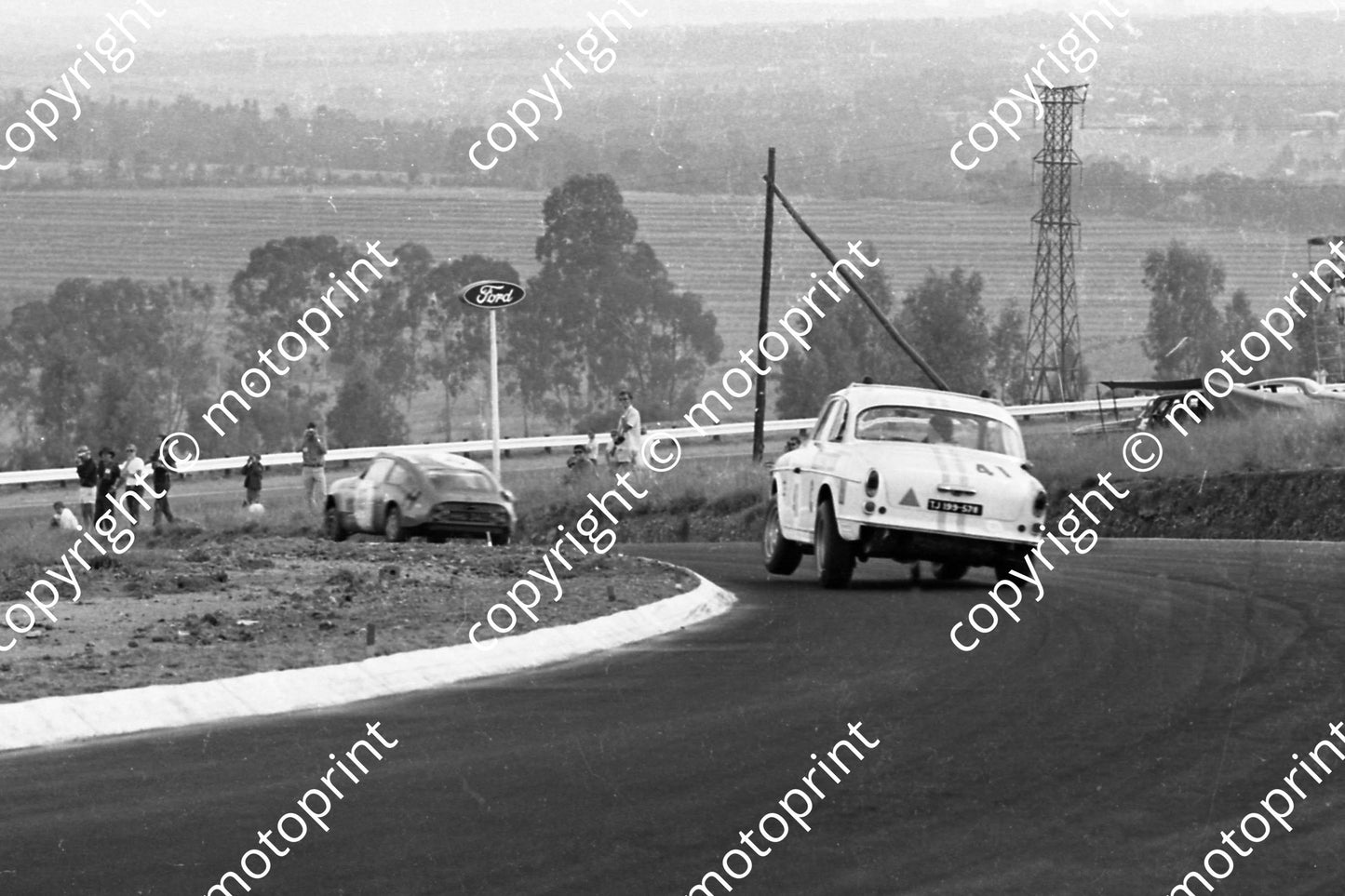 1967 27 Marcos Jem Marsh Brian Raubenheimer_ 41 Volvo 122S Wingels Marais A4 (courtesy Ken Stewart) (6)