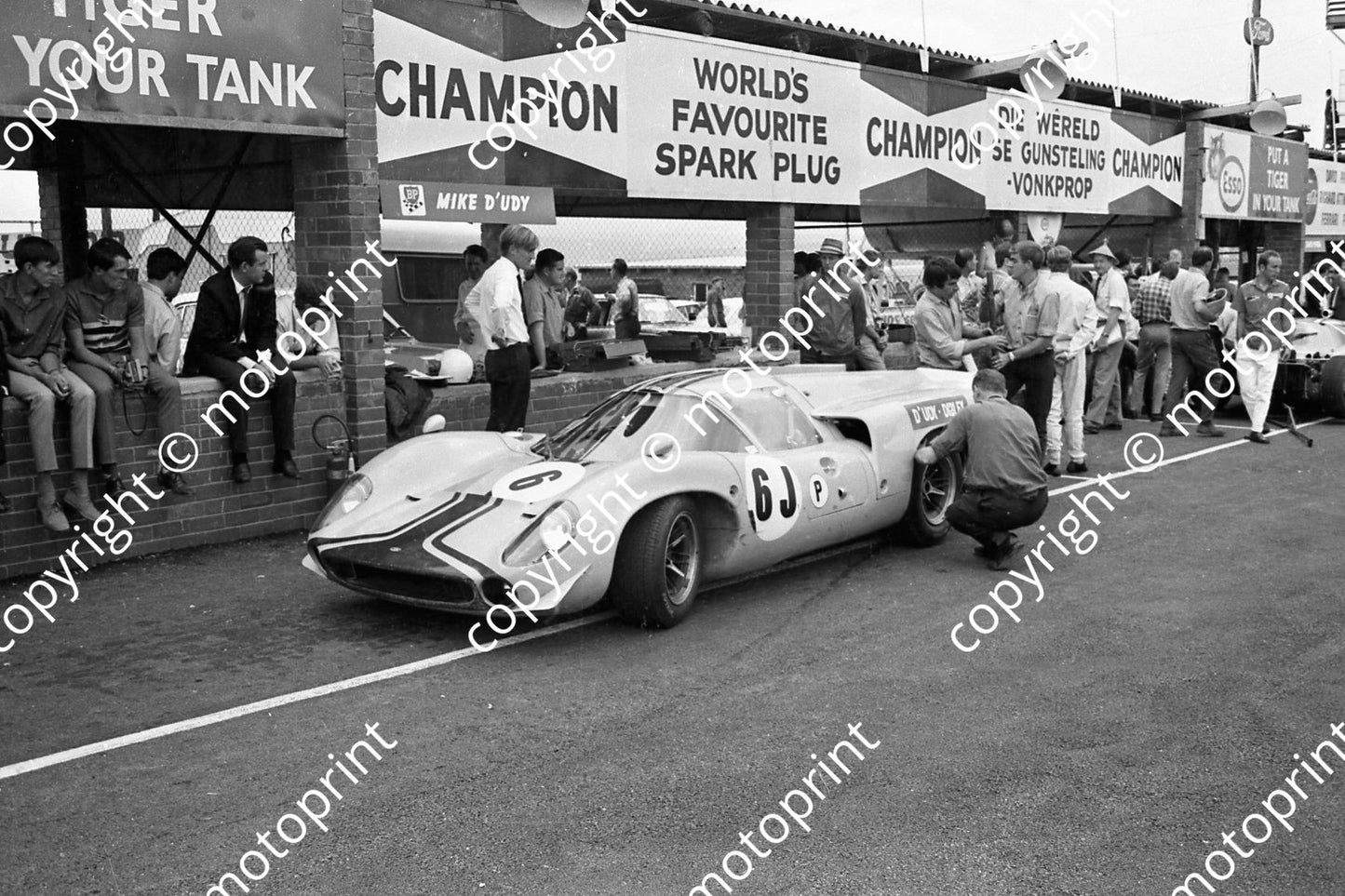 1967 6 Lola Chev Mike D_ Udy Hugh Dibley (courtesy Ken Stewart) 295