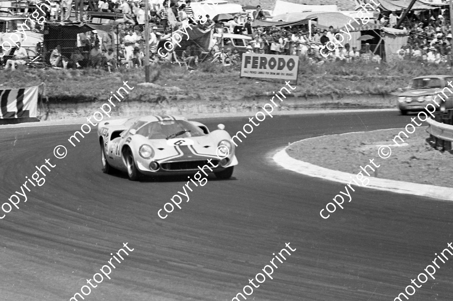 1967 6 Lola Chev Mike D_ udy Hugh Dibley A4 (courtesy Ken Stewart) 240