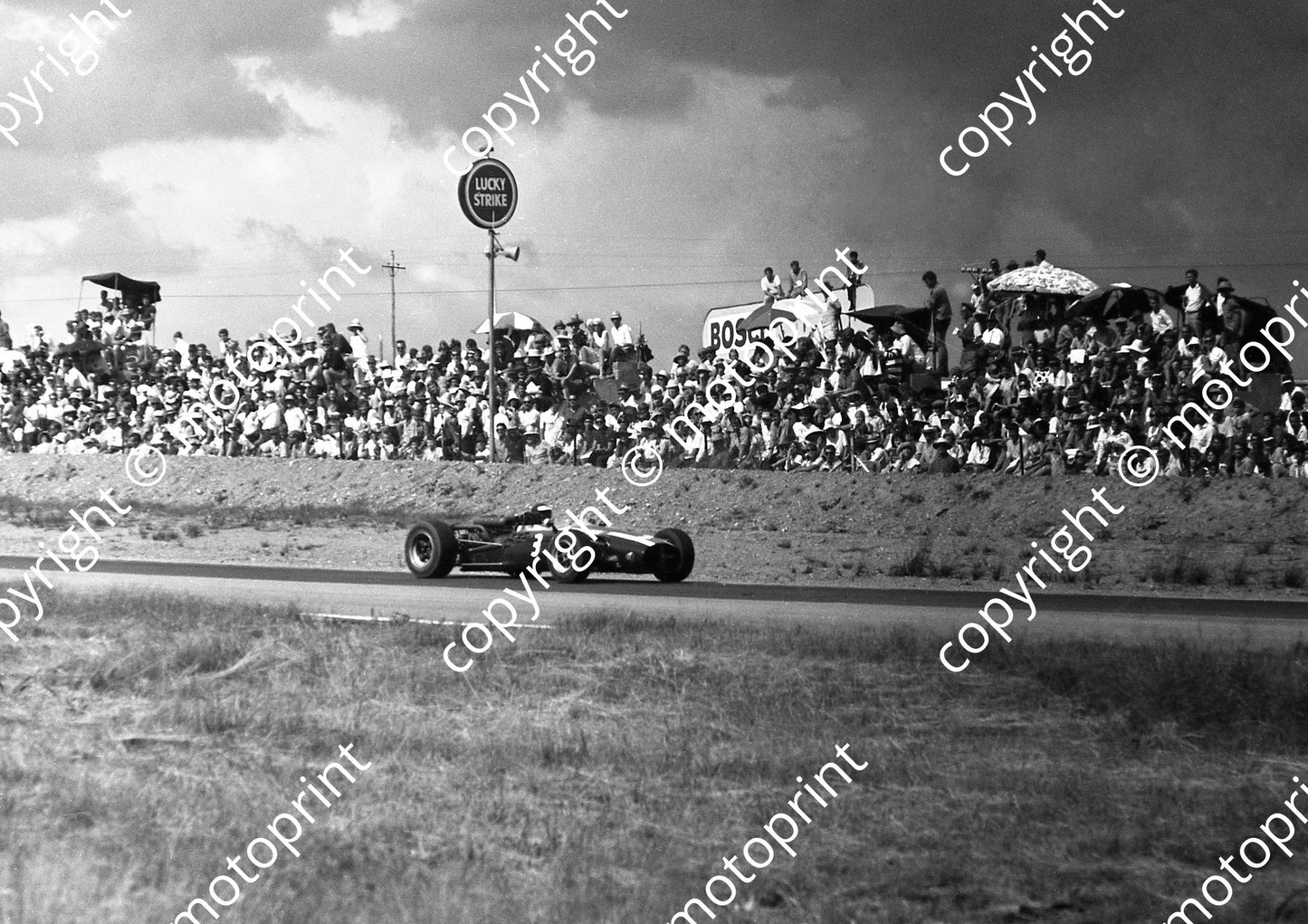 1967 SA GP 3 Jochen Rindt Cooper Maserati T81 cleaned