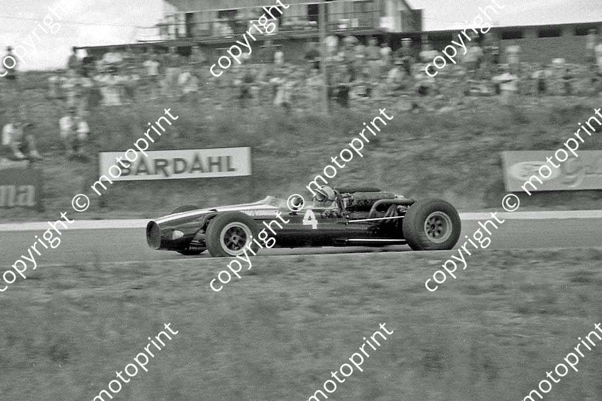 1967 SA GP 4 Pedro Rodriguez Cooper Maserati (permission Malcolm Sampson Motorsport Photography 727