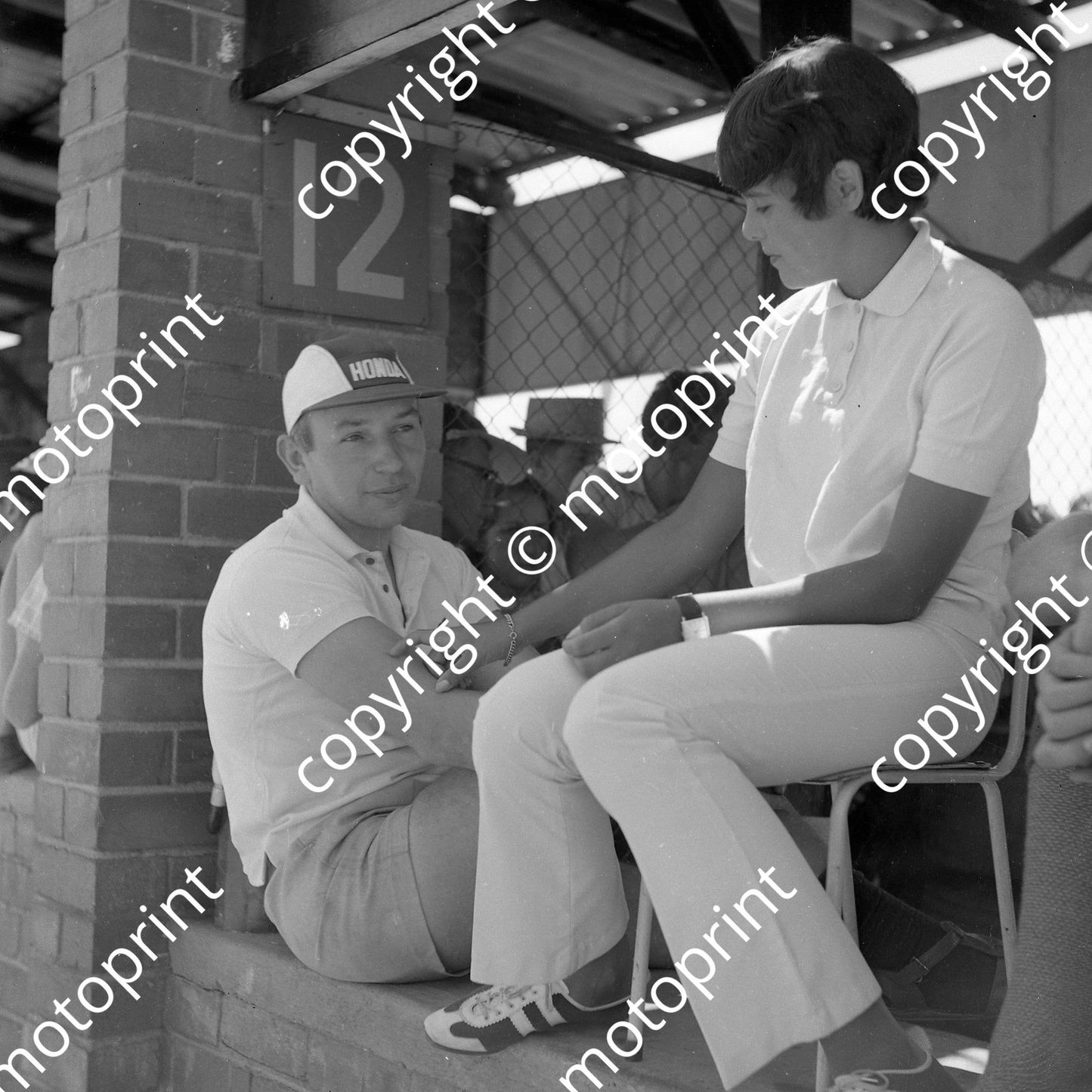 1967 SA GP John Surtees Vicci Nucci (courtesy Ken Stewart) 737