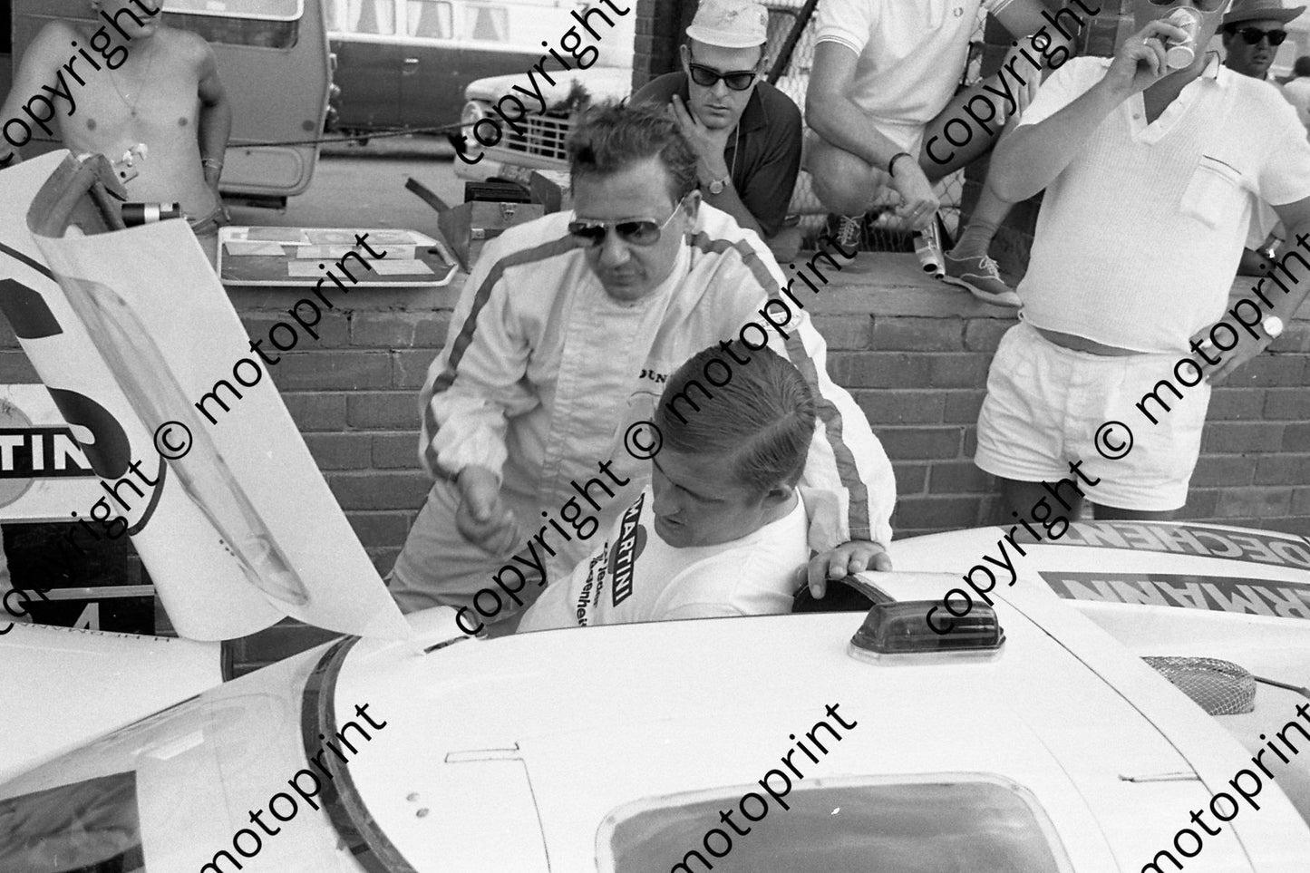 1968 10 Porsche 907 Hans Hermann sunglasses (courtesy Ken Stewart) (4)