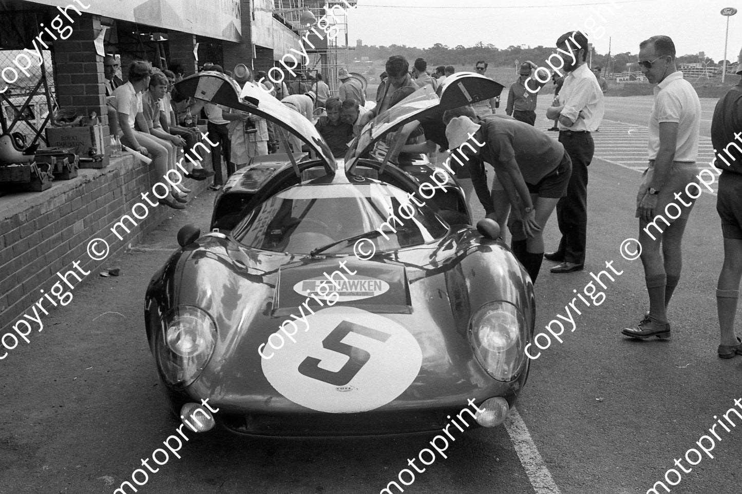 1968 5 Lola Chev Jackie Epstein Dave Charlton (courtesy Ken Stewart) (16)