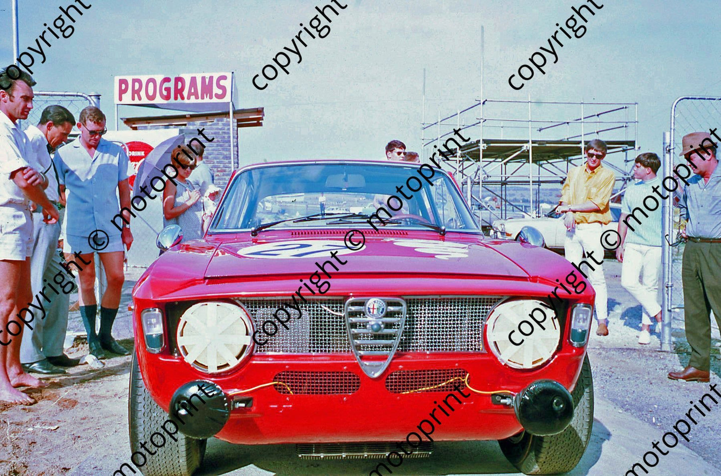 1968 9hr Alfa GTA Junior Alderton Driver edited(thanks Vito Momo via G Cavalieri) 041