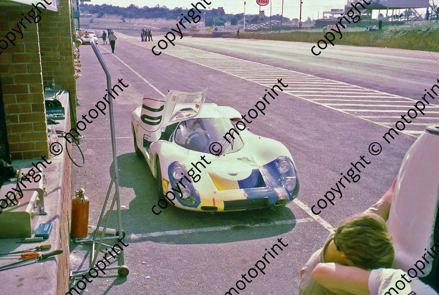 1968 9hr Porsche 907 Hermann Dechent (thanks Vito Momo via G Cavalieri) 030