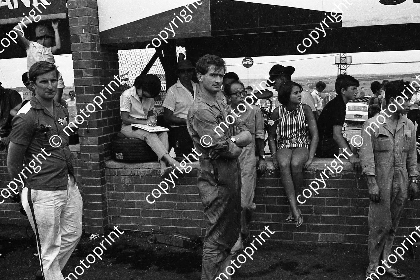 1968 SA GP Honda pit (courtesy Ken Stewart) 041