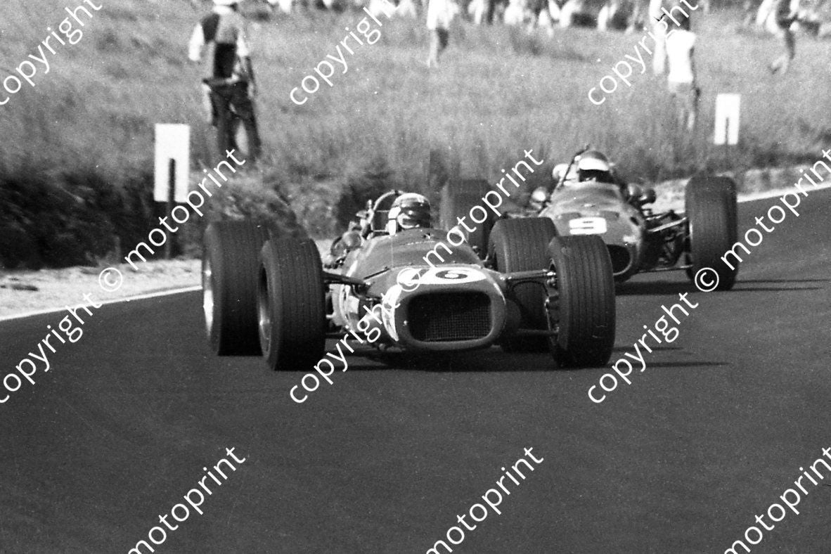 1968 SA GP Jackie Stewart Matra MS9, Jackie Ickx Ferrari (courtesy Ken Stewart)