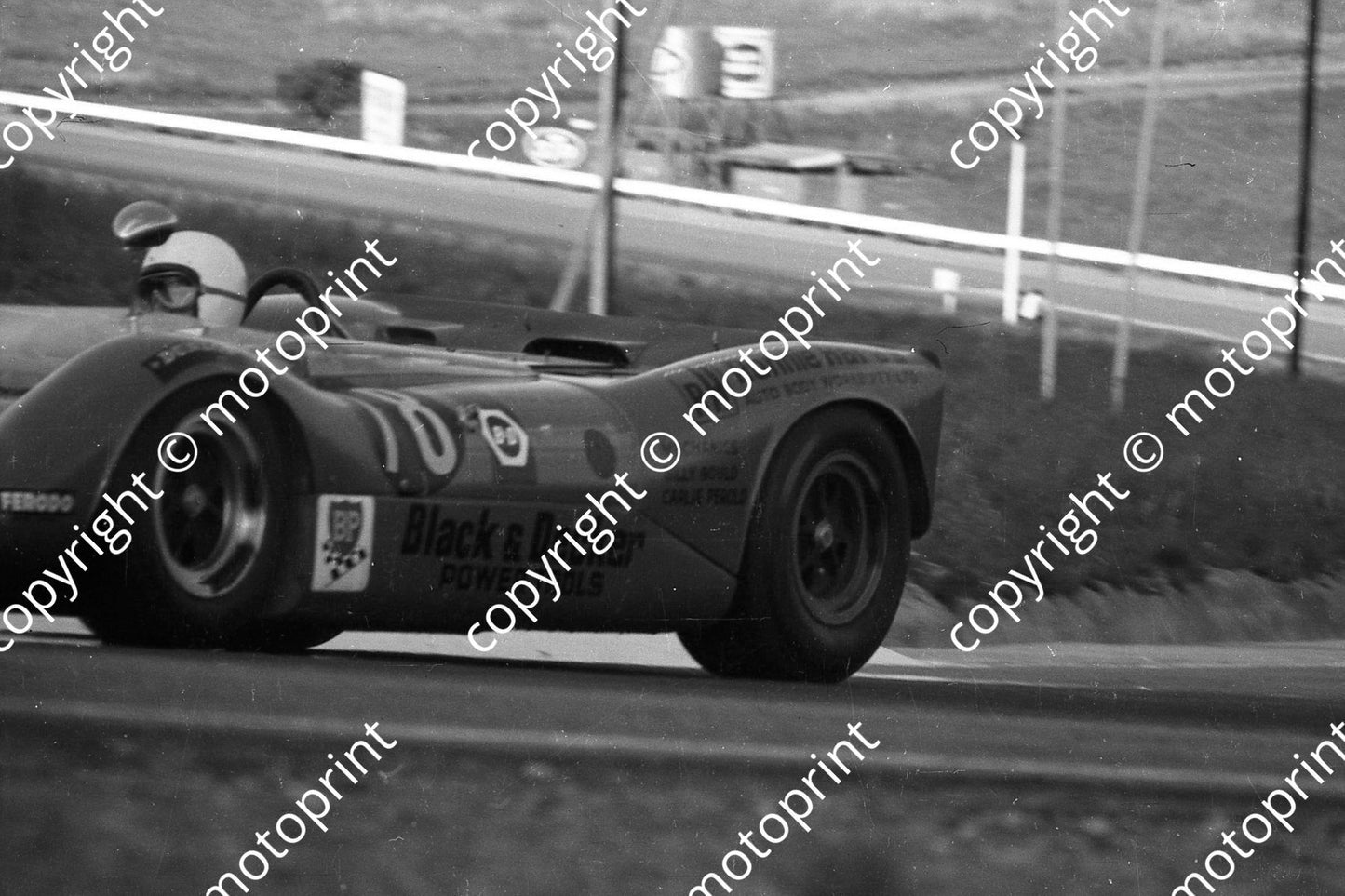 1969 9hr 18 Elfin Mallala T300 Ronnie Hare, Trevor Blokdyk