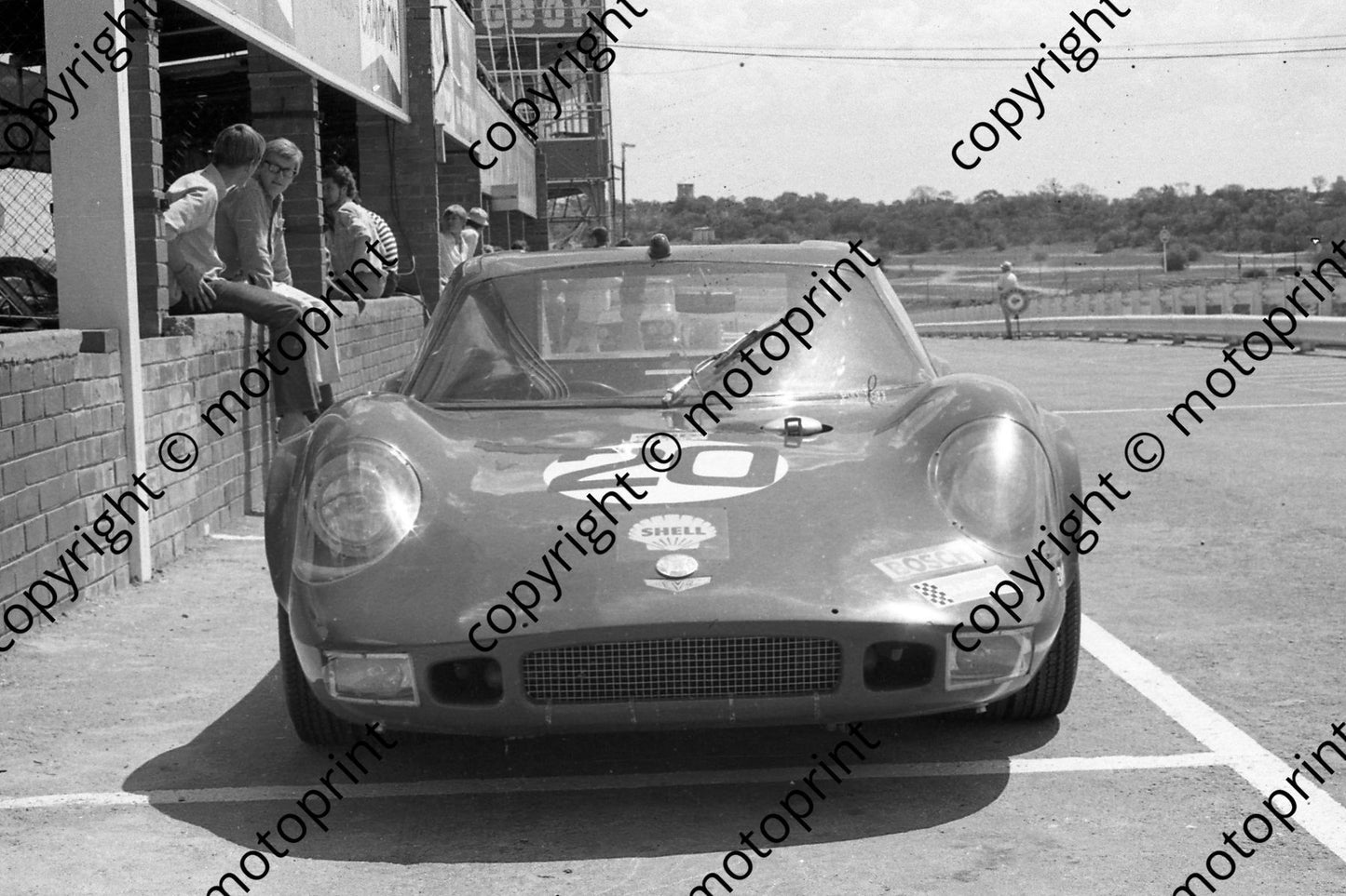 1969 9hr 20 Chevron B8 J Holme J Rowe (14)