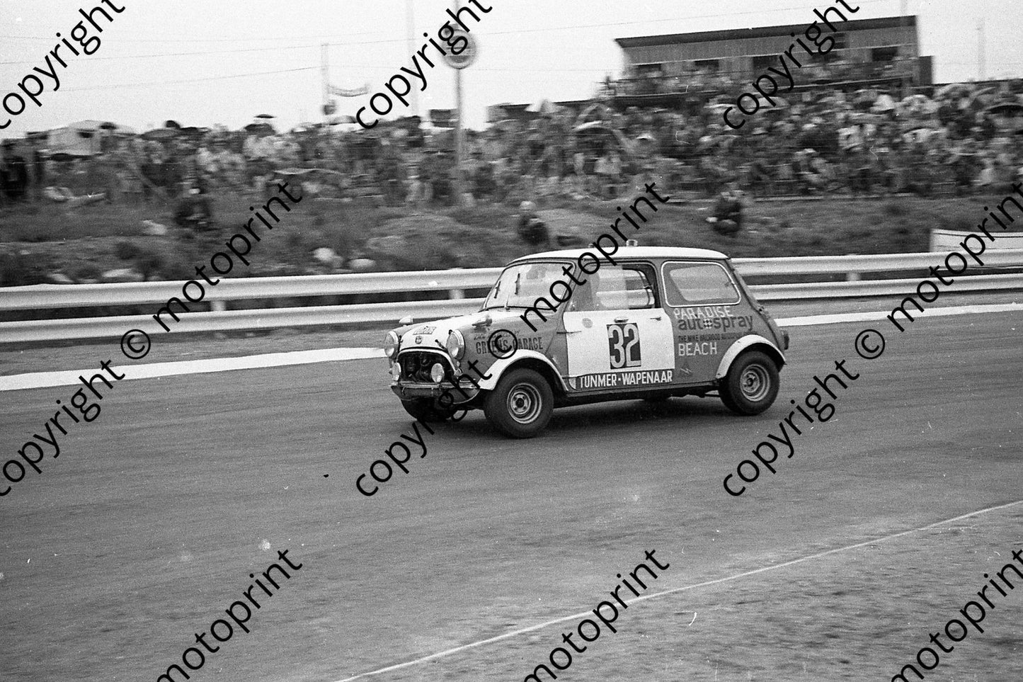 1969 9hr SL 32 Mini Cooper G Tunmer P Wapenaar (7)