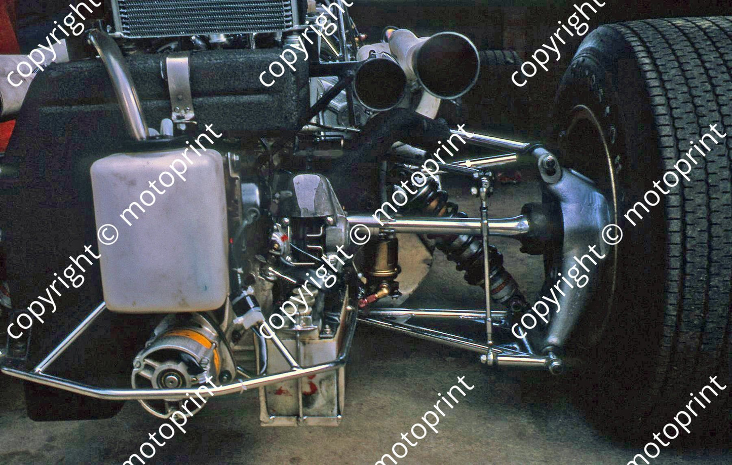 1969 SA GP Ferrari 312 pits rear detail (thanks Vito Momo via G Cavalieri) 022