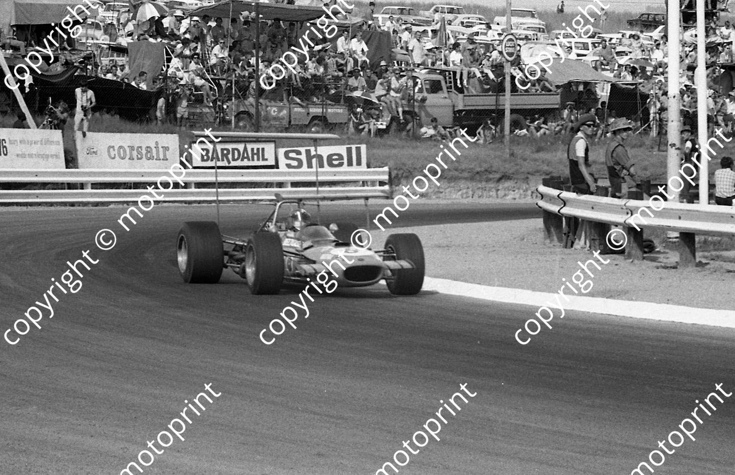 1969 SA GP Jean-Pierre Beltoise Matra Ford NOT PIN SHARP(courtesy Ken Stewart) 180