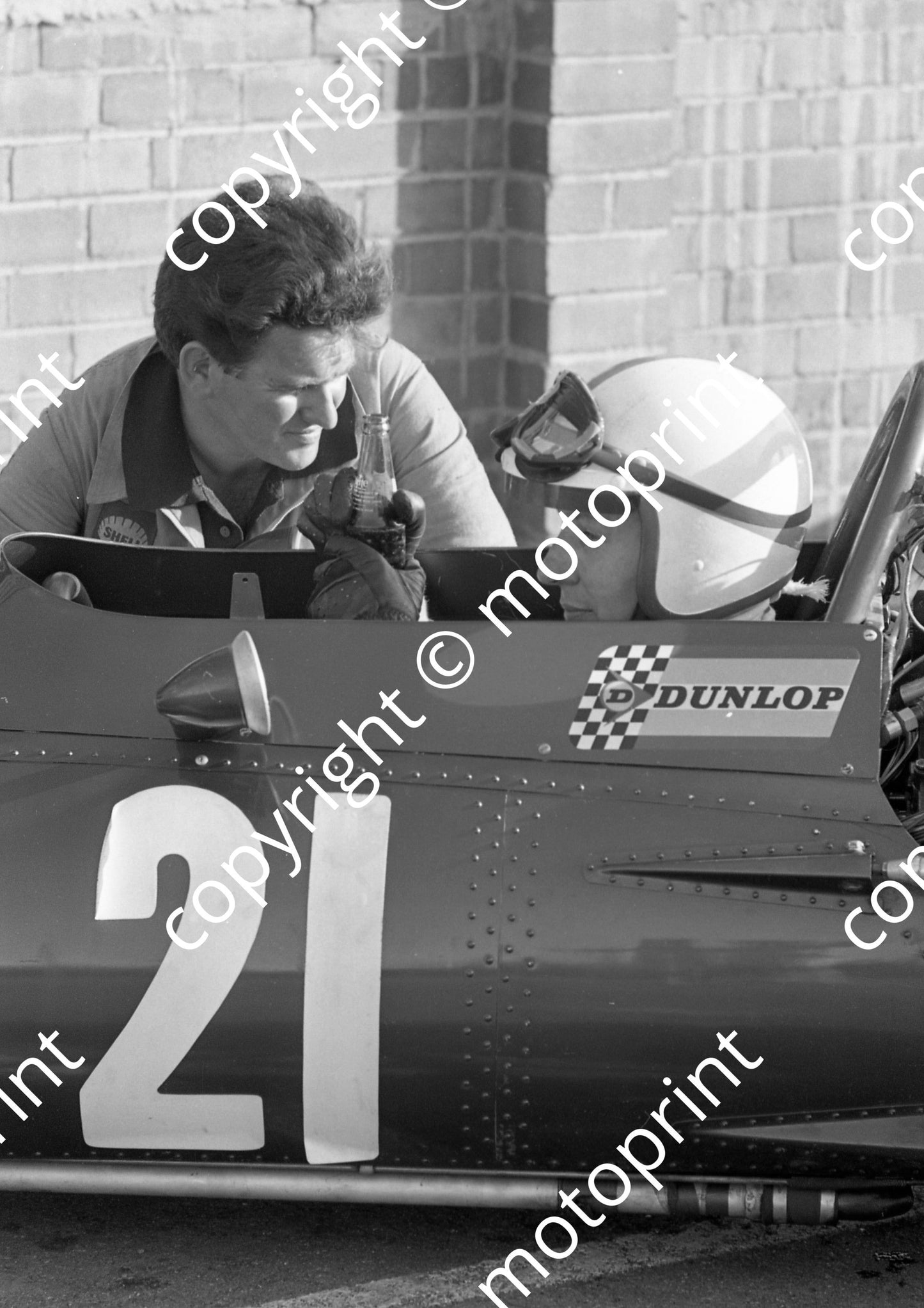 1969 SA GP John Surtees in BRM (courtesy Ken Stewart) 040