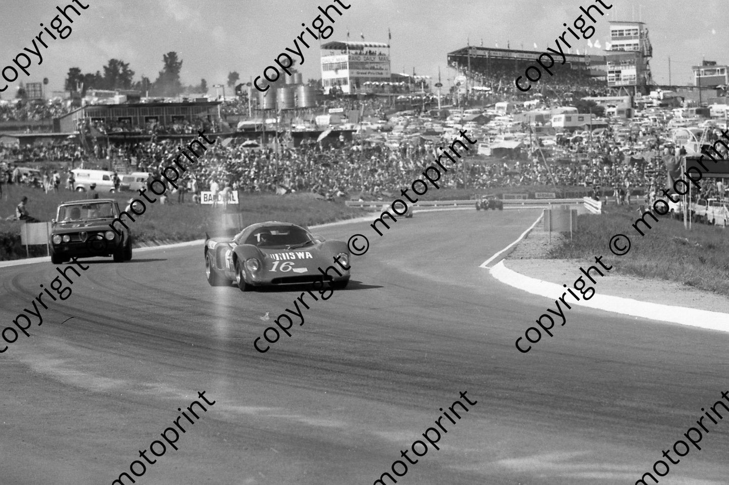 1970 16 Chevron B16 Dennis Joubert Peter Gough 37 Alfa Berlina Derek and Guy Tunmer (thanks Ken Stewart) 594