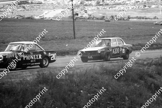 1970 Onyx Kya A210 Dirk Marais Sunbeam Tiger_ A200 BMW 2000SA Spencer Schultz  (permission Malcolm Sampson Motorsport Photography258