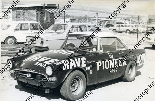 1970 Onyx N210 Dirk Marais Sunbeam Tiger (permission Malcolm Sampson Motorsport Photography