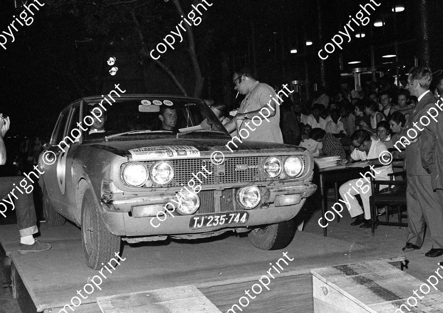 1971 BNU 5 Chris Swanepoel, Gus Crous Toyota K500H (courtesy Roger Swan) (14)