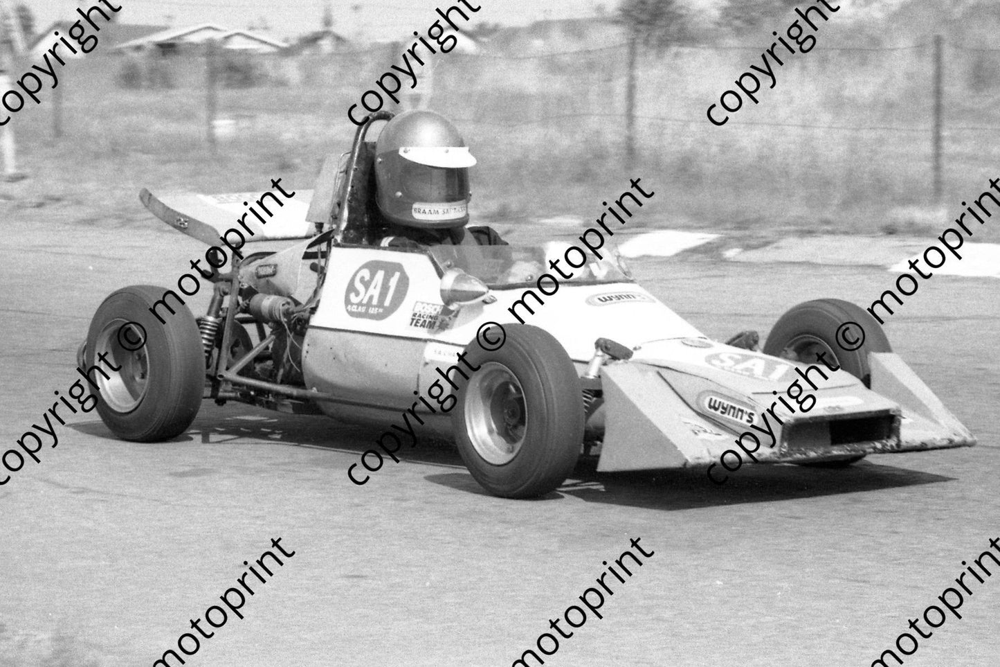 1971 Isando kart track Braam Smith (permission Malcolm Sampson Motorsport Photography(3)