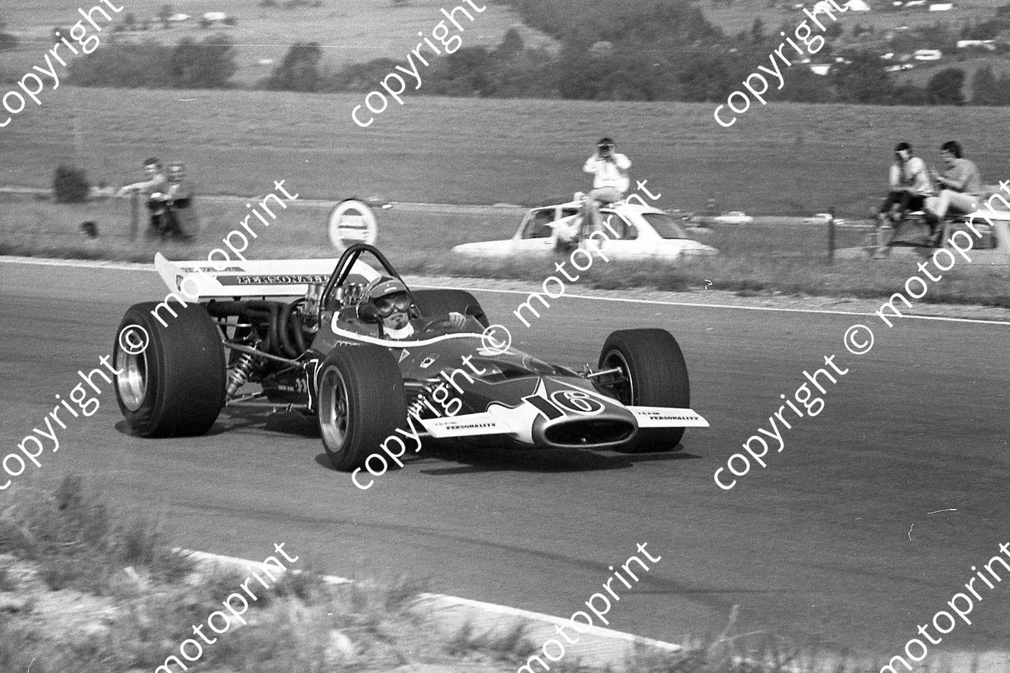 1971 Kya 16 Paddy Driver Mclaren M10B (permission Malcolm Sampson Motorsport Photography) (4)