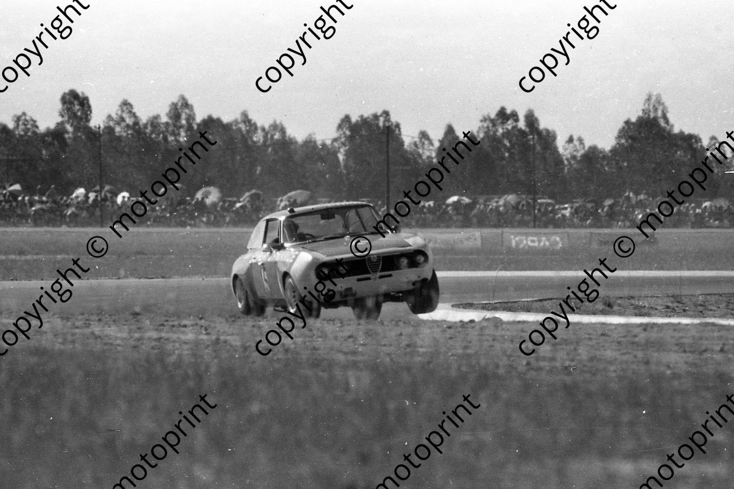 1971 SL Free State 3hr Jan Alfa #5 (permission Malcolm Sampson Motorsport Photography) (1)