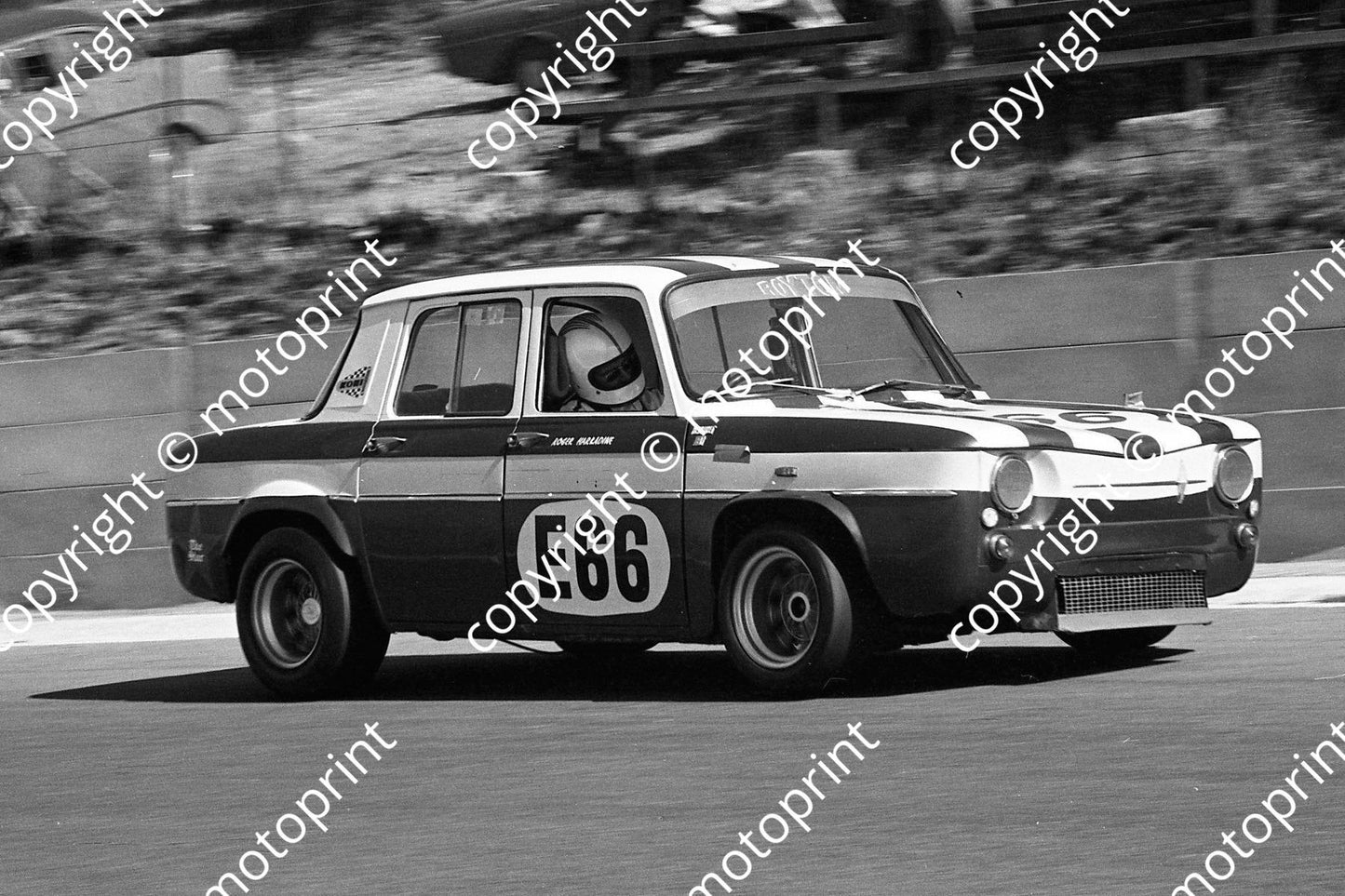 1971 SL Star prod E66 R8 R Harradine (permission Malcolm Sampson Motorsport Photography) (1)