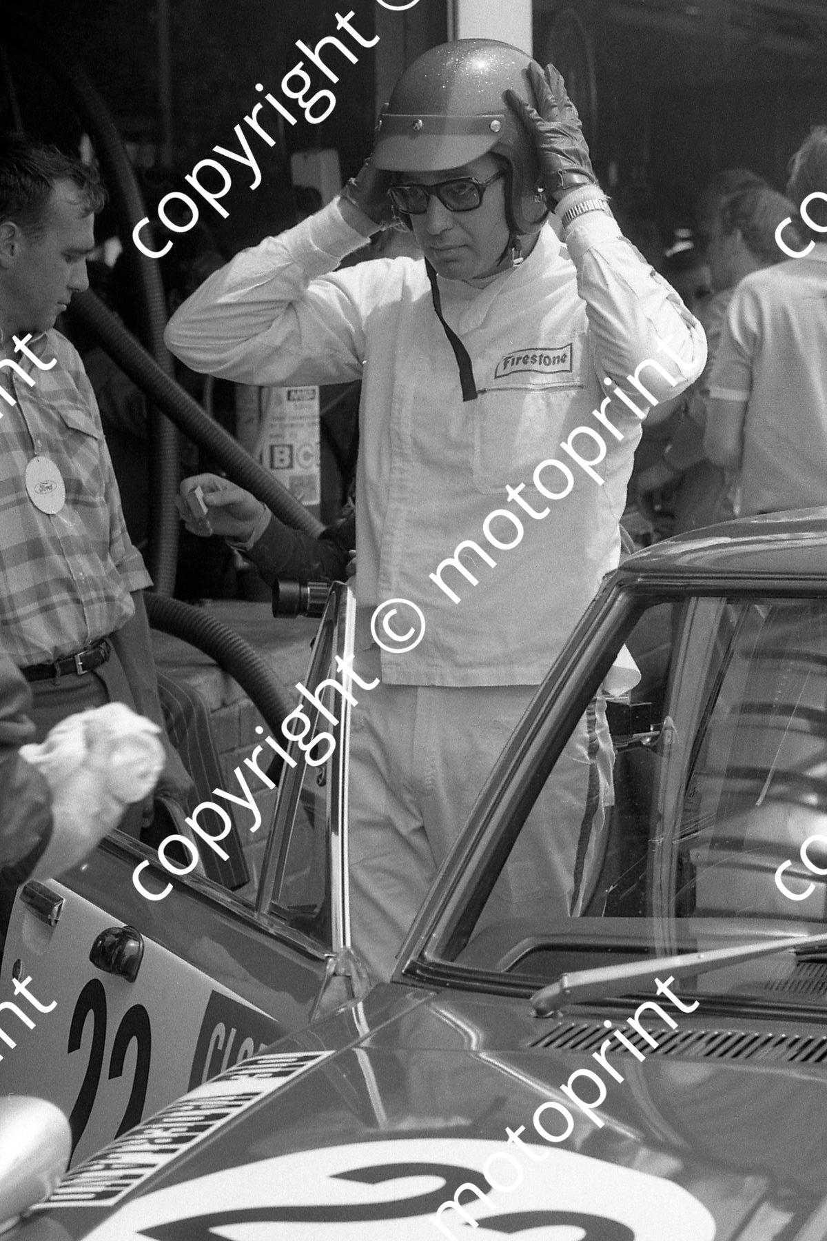 1972 9 hr 0 Chris Swanepoel Corona (permission Roger Swan)