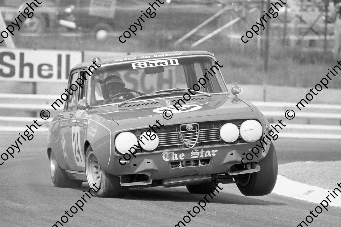 1972 9 hr SL 24 Alfa berlina Chatz Peixinho (permission Malcolm Sampson Motorsport Photography) 1972 9 hr (16)