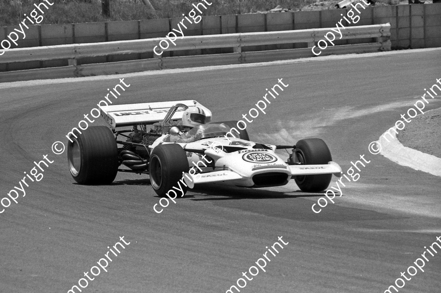 1972 Kya SS Highveld 100 4 Peter de Klerk Lotus 49 ED SK (permission Malcolm Sampson Motorsport Photography) (4)