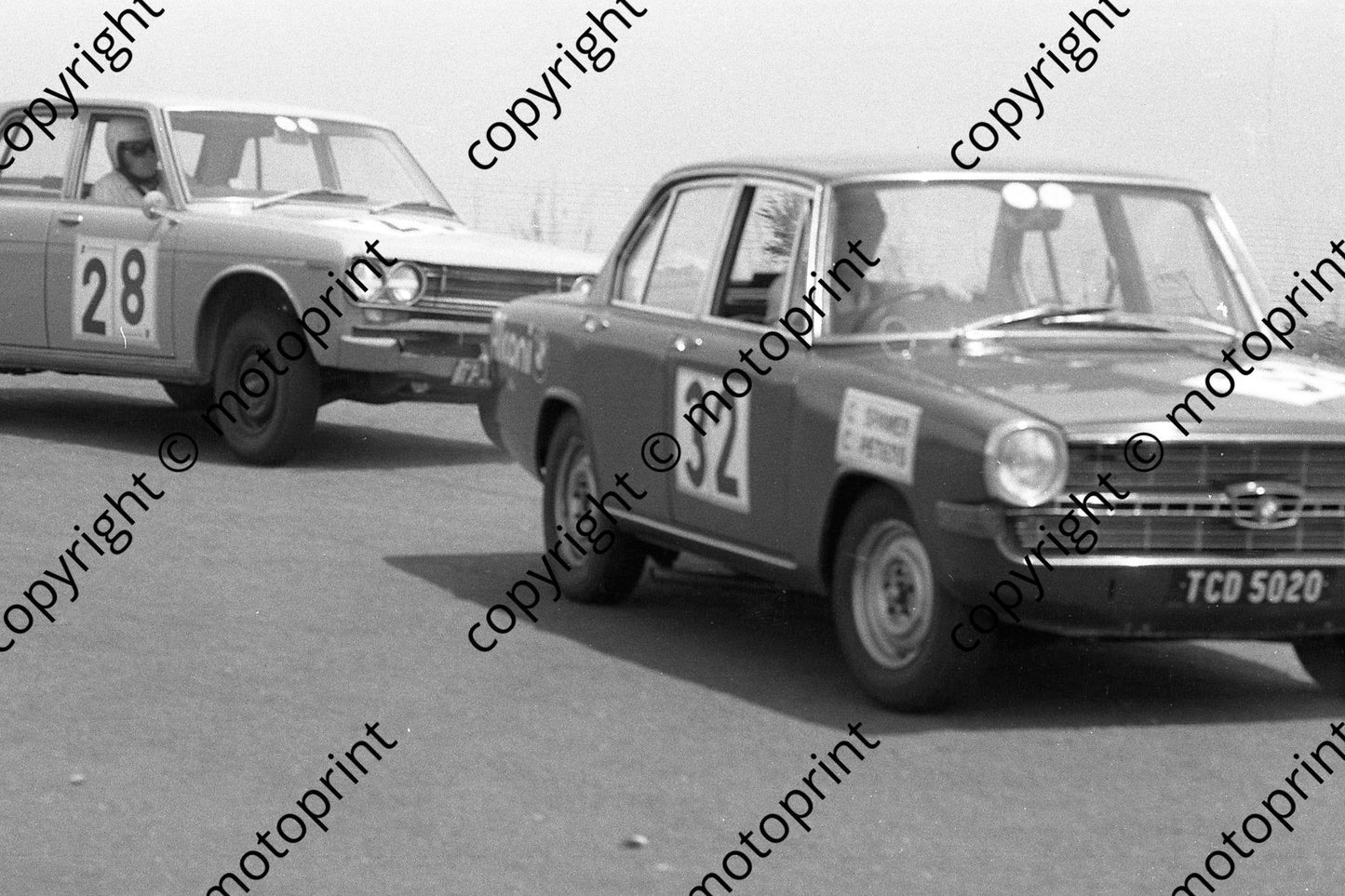 1972 PMC 3 hr 32 Coenraad Spamer, C Peters BMW 2000 28..... (courtesy Roger Swan) 048