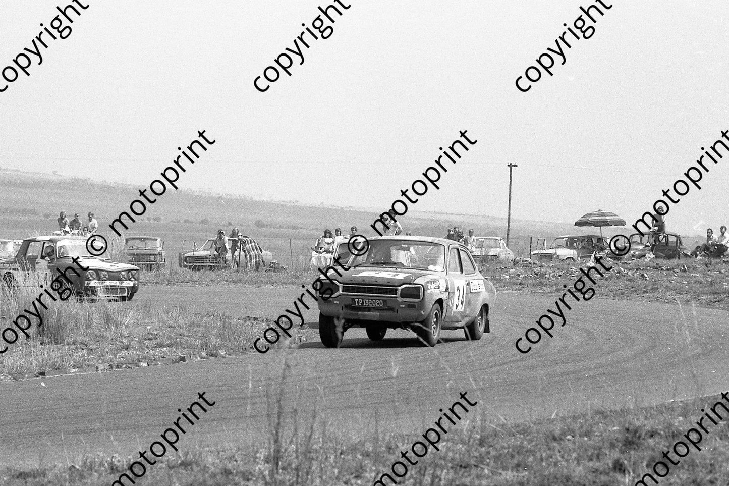 1972 PMC 3 hr 34 Jan Hettema Escort_ 14 Drysdale Harradine R8 (courtesy Roger Swan) 018