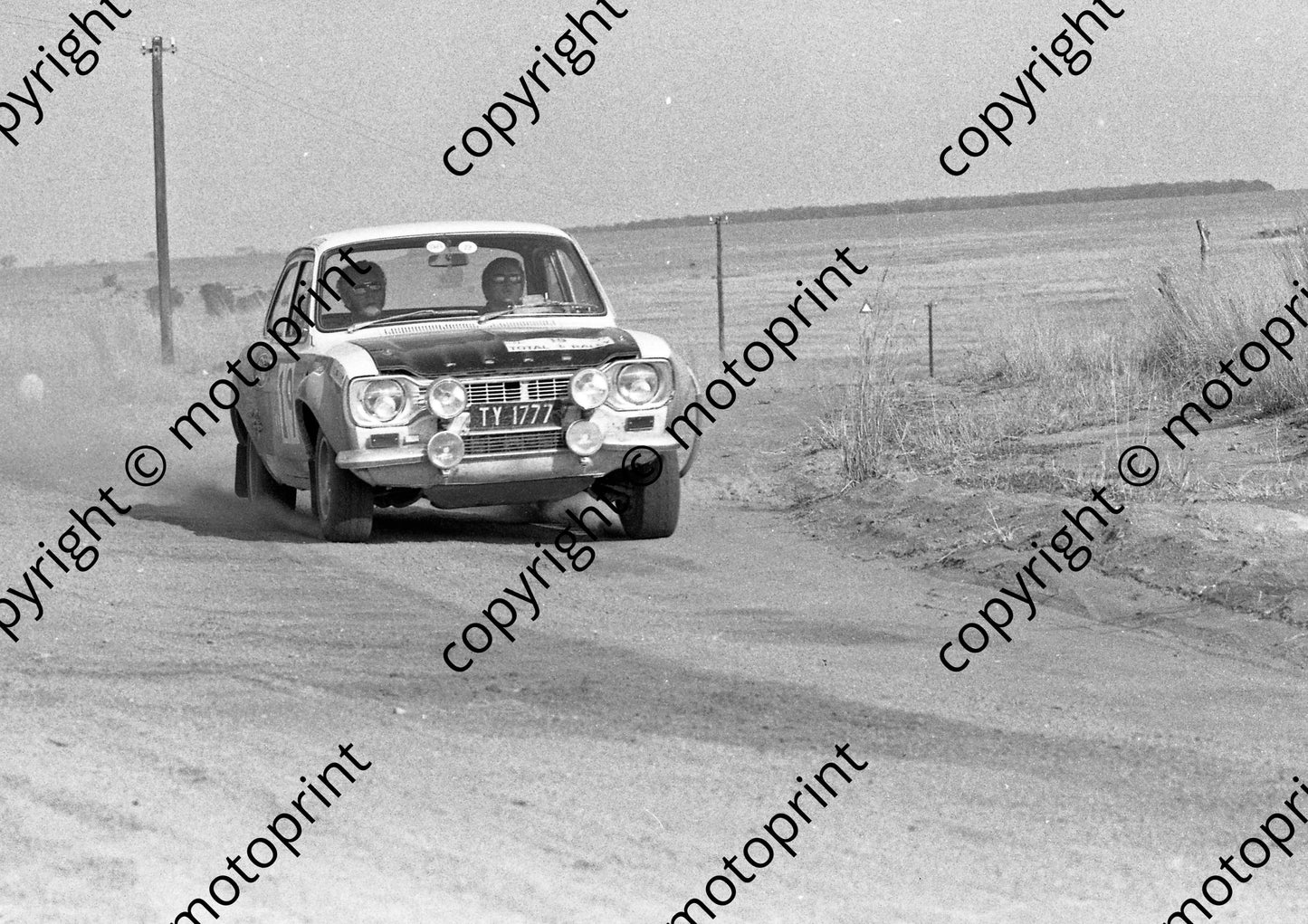 1972 Total 19 Louis Cloete, Franz Boshoff Escort Twincam (courtesy Roger Swan) (18)