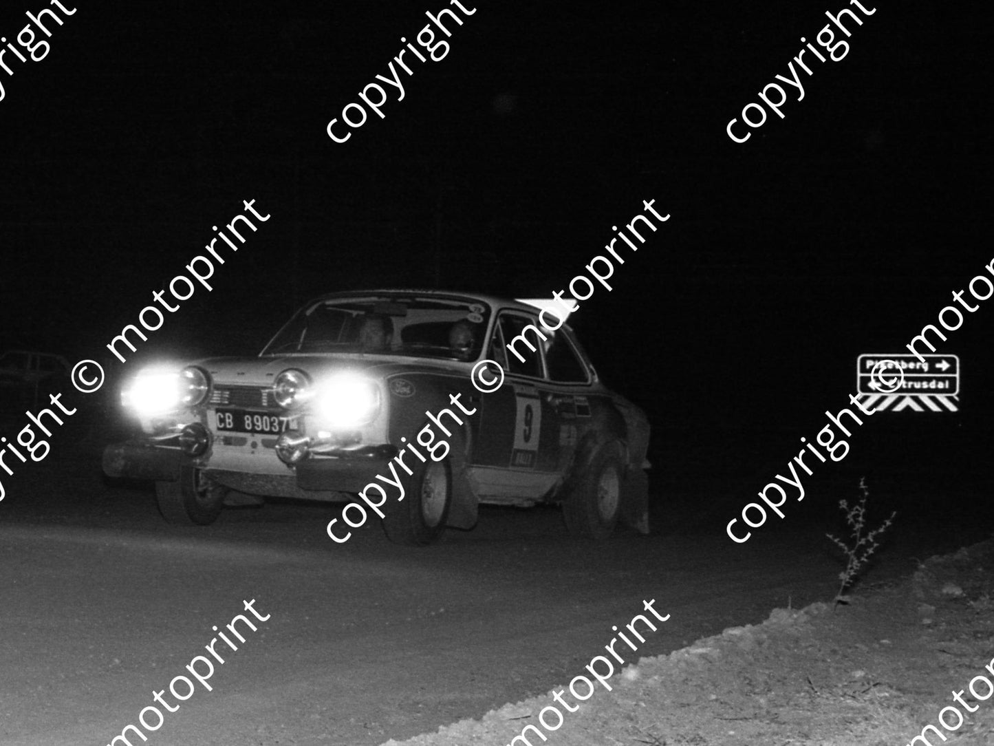 1973 Duckhams 9 Lambert Fekken, Johan Borman Escort 1135 cropped (courtesy Roger Swan) (3)