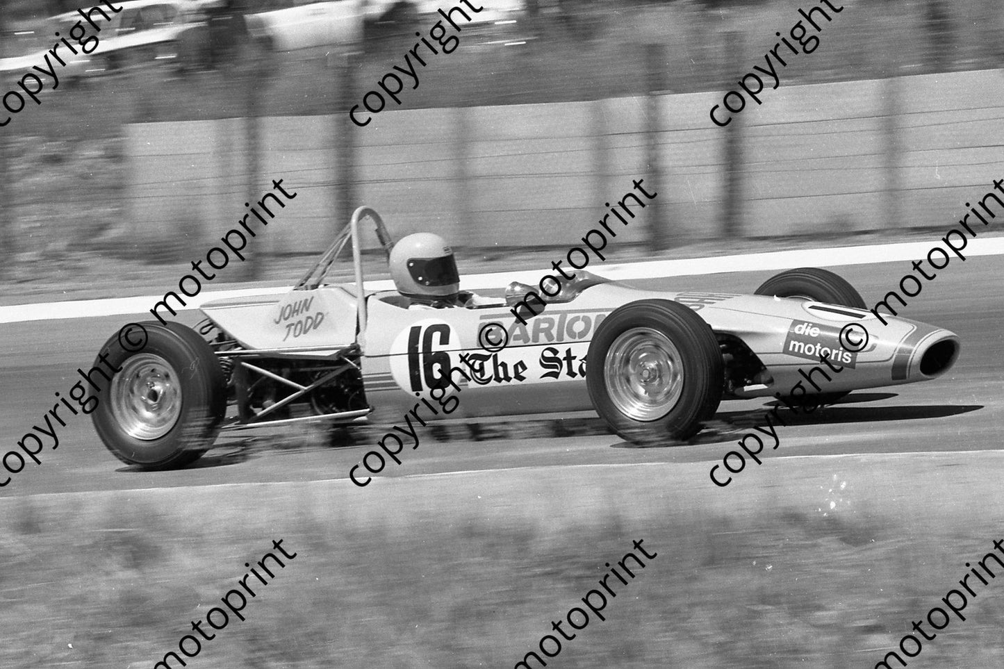 1973 FF Kya 16 John Todd Titan Mk4 (permission Malcolm Sampson Motorsport Photography) (1)