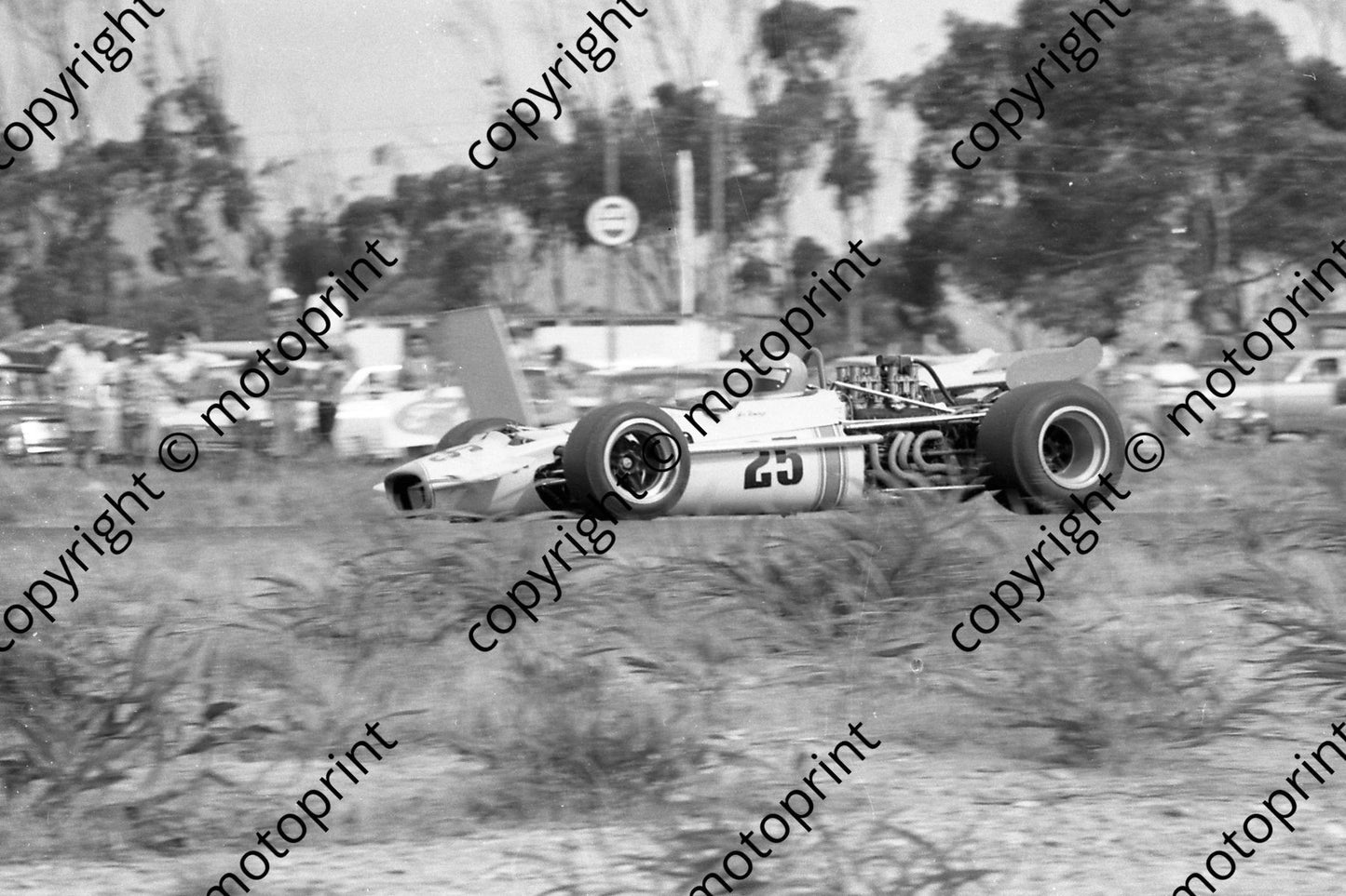 1973 Killarney Joe Domingo  Lola permission Malcolm Sampson Motorsport Photography) 224