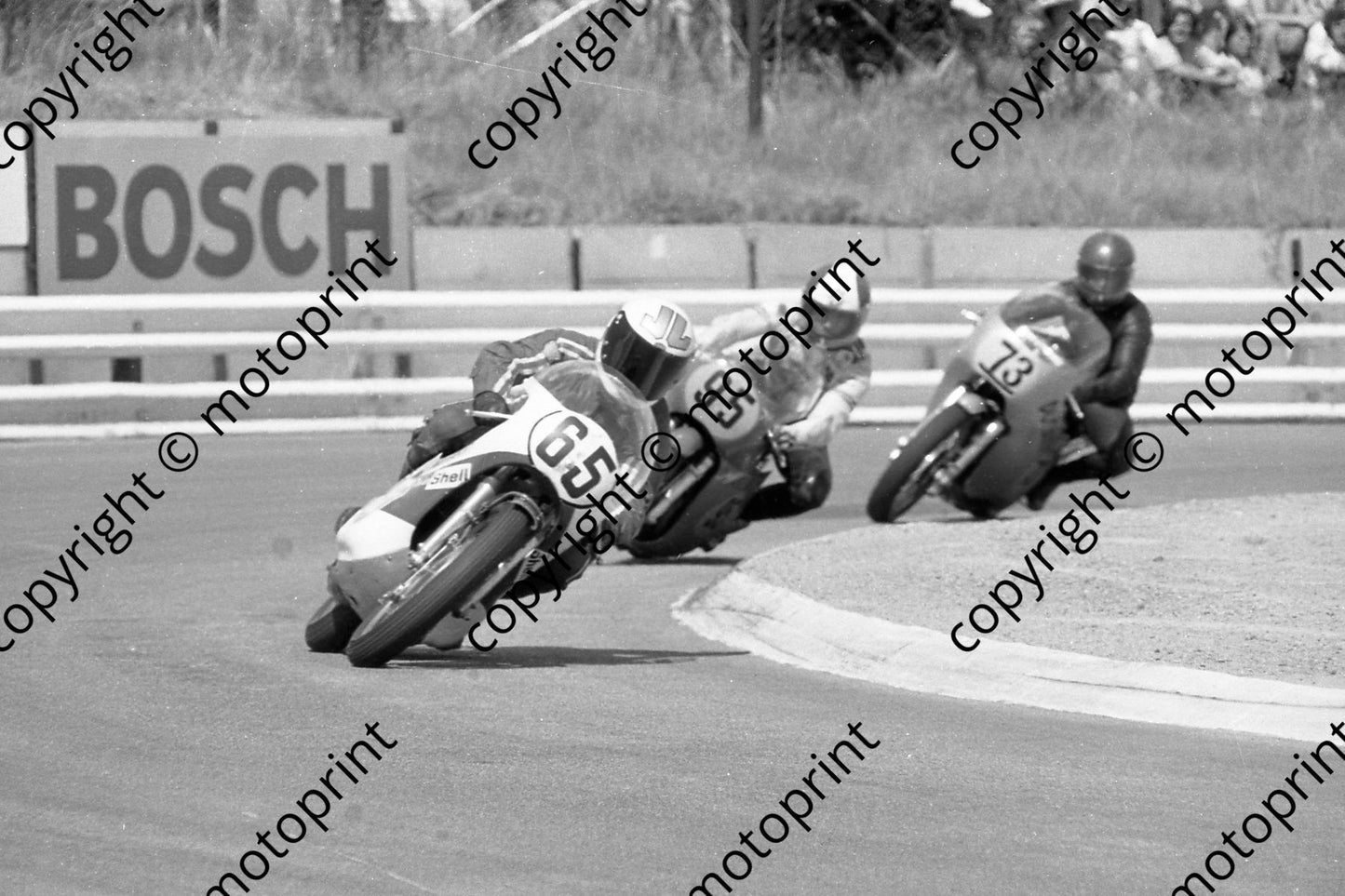 1973 MC Kya Highveld 100 65 Mick Grant Yamaha 95 Giacomo Agostini 73 Errol James Ducati 750GT (permission Malcolm Sampson Motorsport Photography) 2