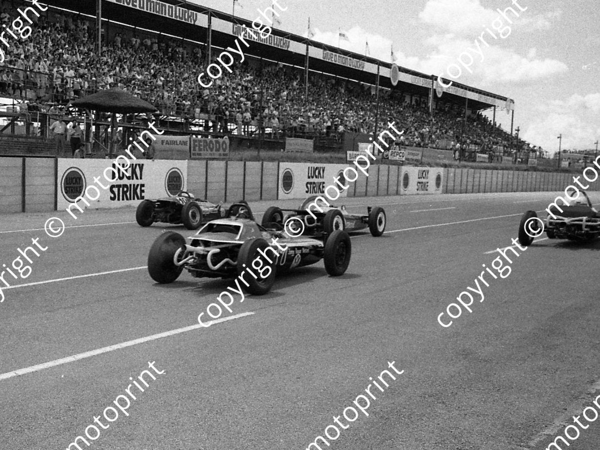 1973 SA GP support FV start from rear (courtesy Roger Swan) 136